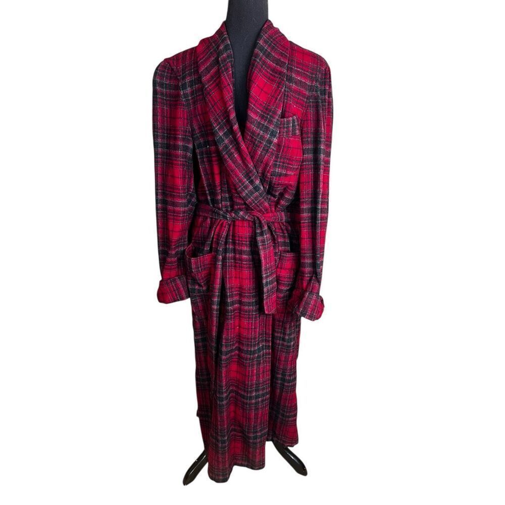PENDLETON Vintage Red Virgin Wool Tartan Plaid Belted Bathrobe Men Size Medium